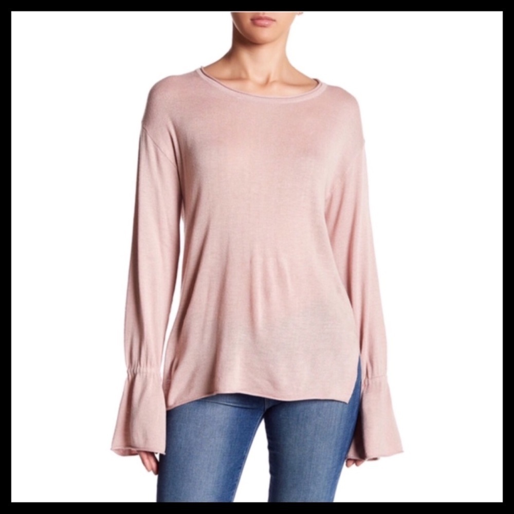 14th & Union Bell Sleeve Sweater Pink - Picture 1 of 3